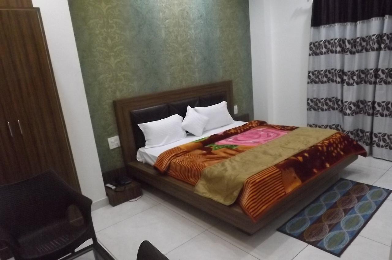 Oyo 30415 Hotel White City Anandpur  Luaran gambar