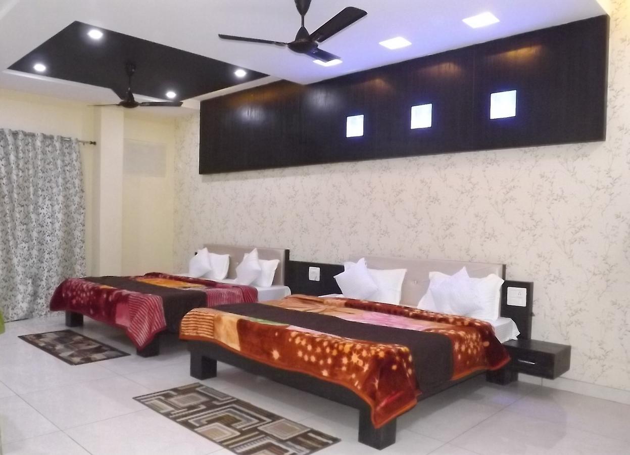 Oyo 30415 Hotel White City Anandpur  Luaran gambar